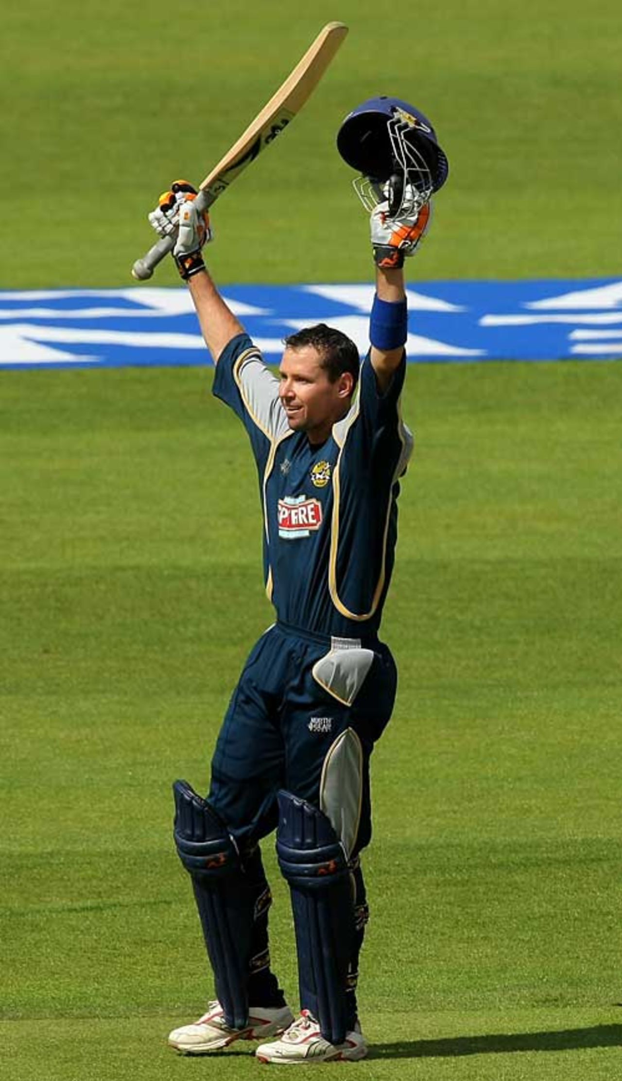 Martin van Jaarsveld continued his prolific form with another century, Durham v Kent, Friends Provident semi-final, Chester-le-Street, July 4, 2008