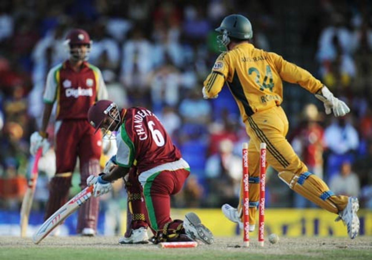 Shivnarine Chanderpaul is bowled from the last ball of the penultimate over, West Indies v Australia, 4th ODI, St Kitts, July 4, 2008