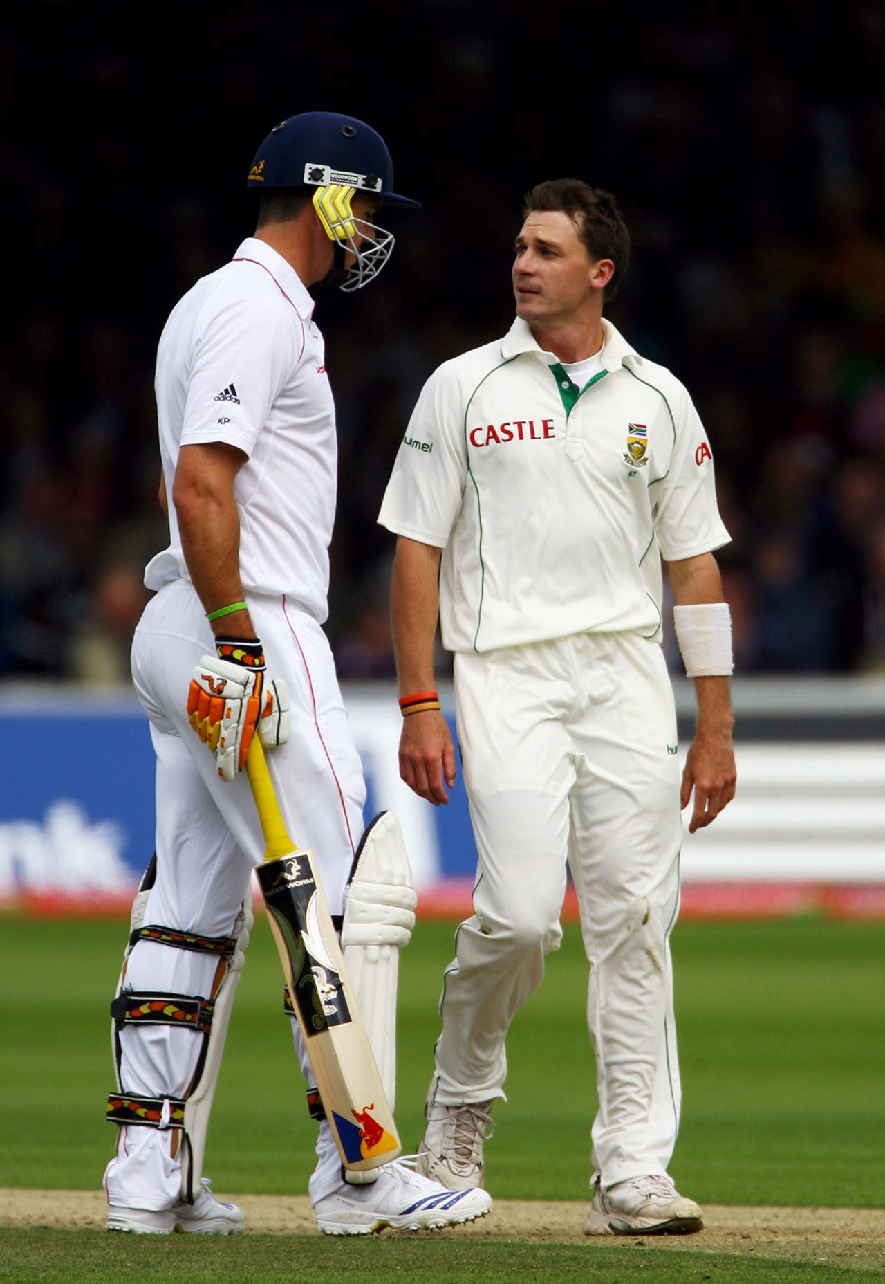 Dale Steyn has a word for Kevin Pietersen after clanging him on the helmet, England v South Africa, 1st Test, Lord's, 1st day, July 10, 2008