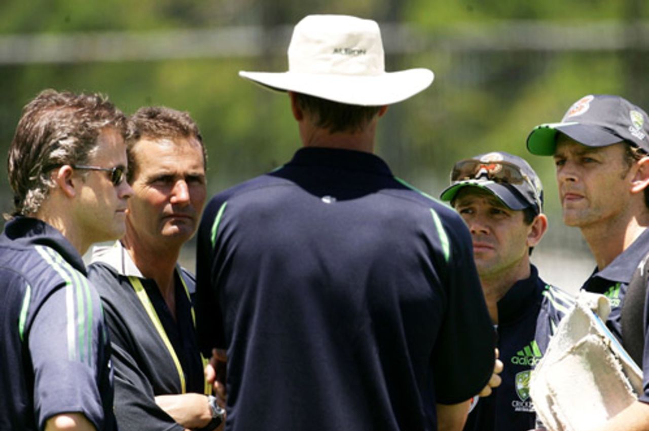 Selectors Jamie Cox and Andrew Hilditch have a discussion with coach John Buchanan, captain Ricky Ponting and vice-captain Adam Gilchrist, Brisbane, November 22, 2006