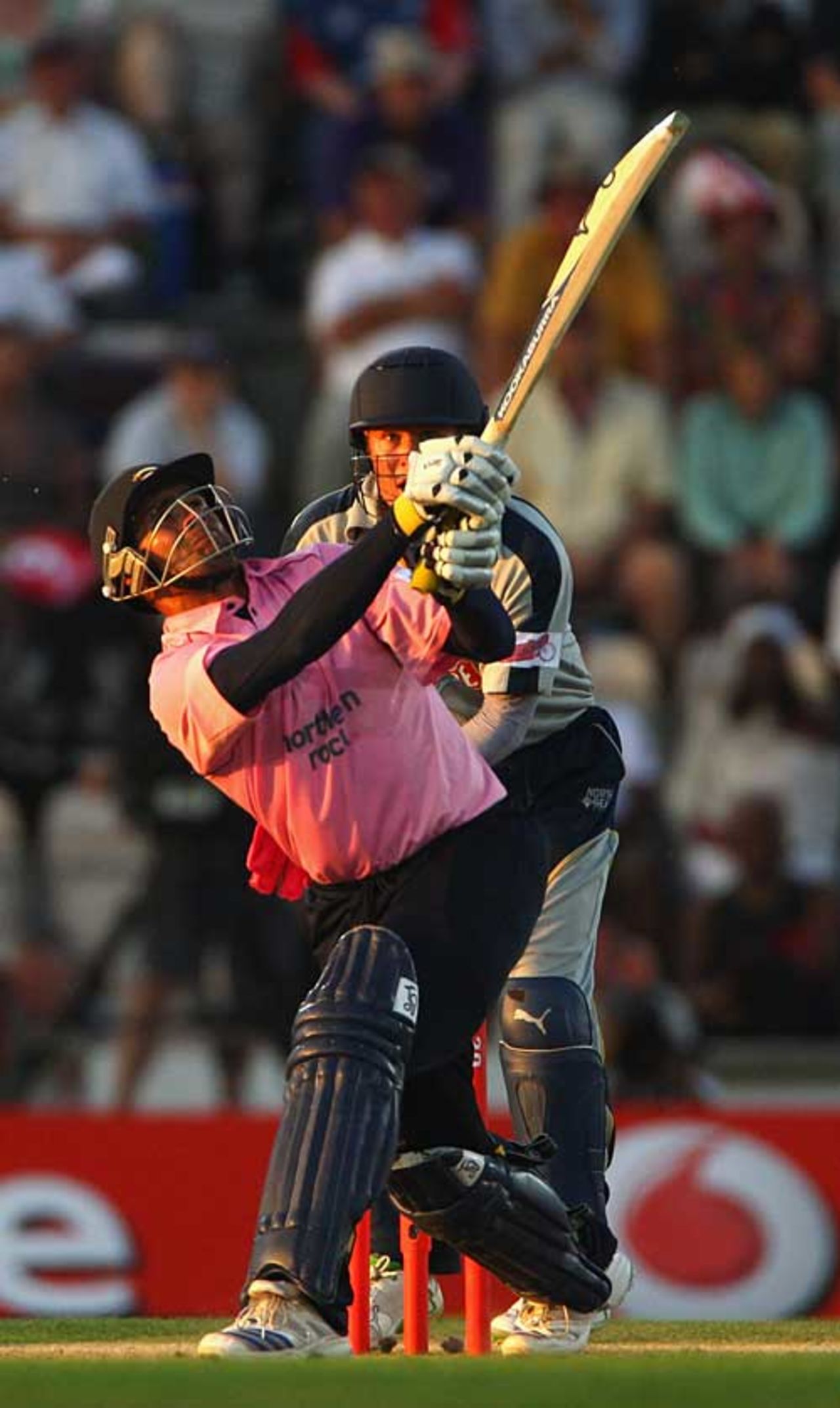 Owais Shah launches a six over the leg side, Kent v Middlesex, Twenty20 Cup final, The Rose Bowl, July 26, 2008
