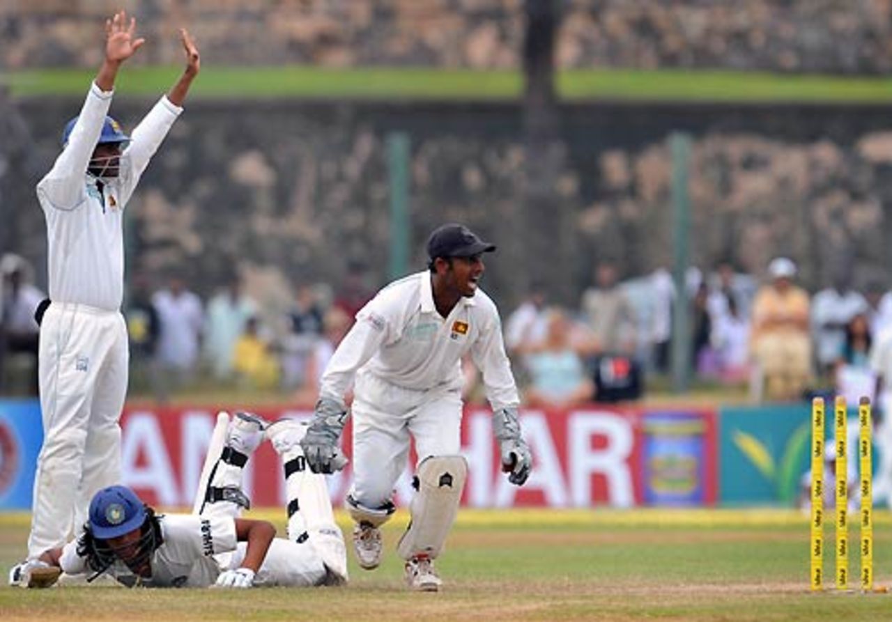 Ishant Sharma is run out as India lose their ninth wicket, Sri Lanka v India, 2nd Test, Galle, 4th day, August 3, 2008