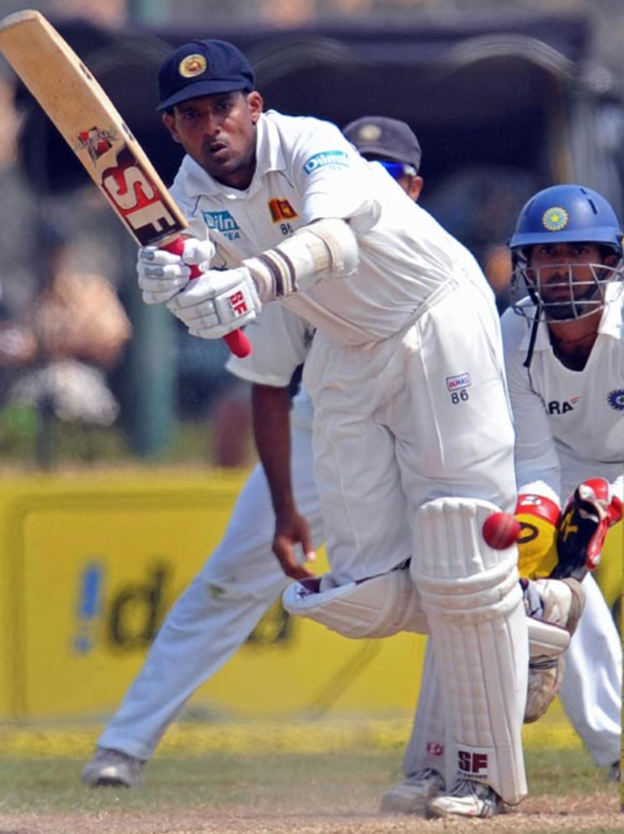 Thilan Samaraweera dispatches the ball stylishly, Sri Lanka v India, 2nd Test, Galle, 4th day, August 3, 2008