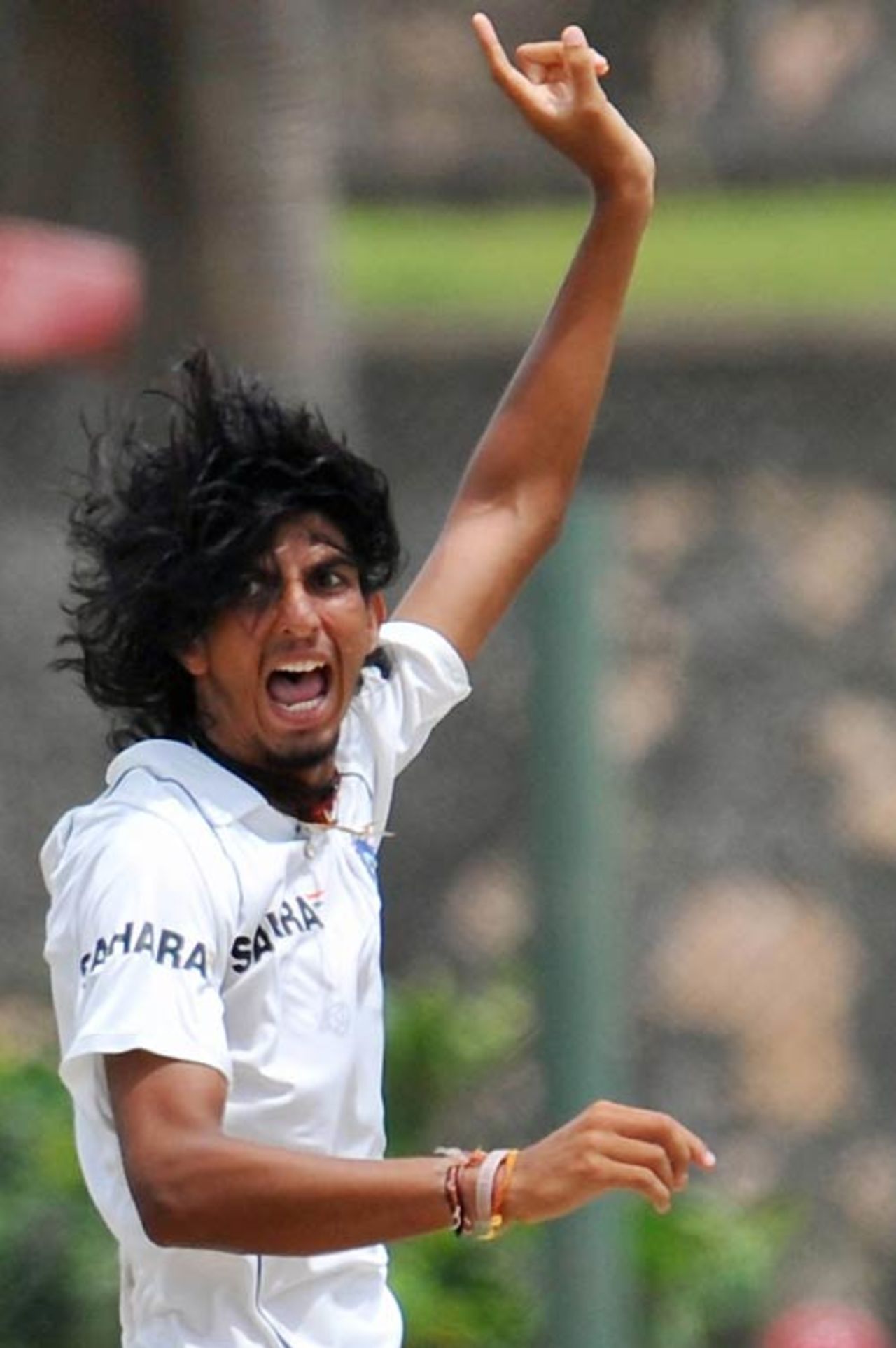 Ishant Sharma successfully appeals for the wicket of Tillakaratne Dilshan, Sri Lanka v India, 2nd Test, Galle, 4th day, August 3, 2008
