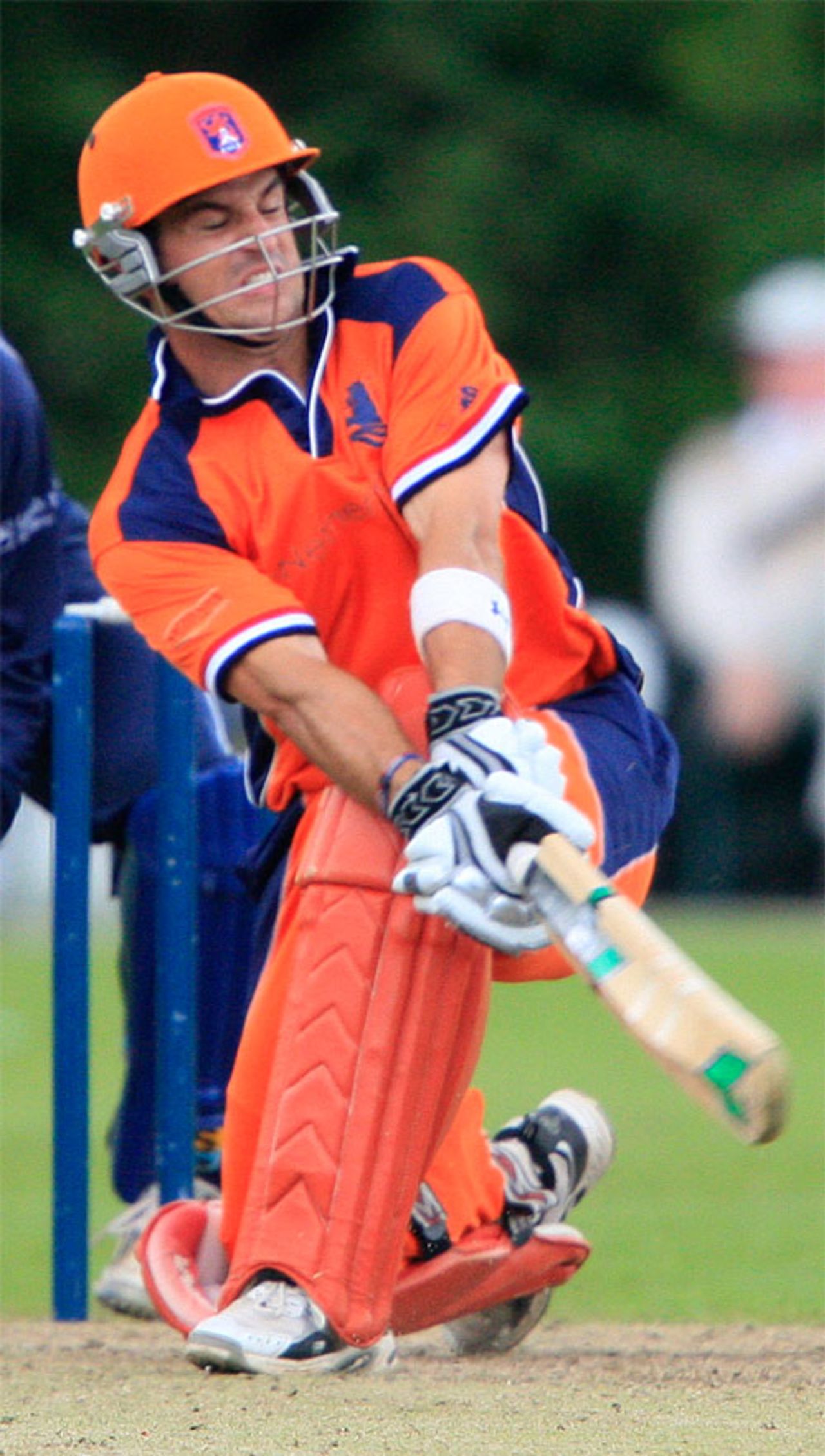 Ryan ten Doeschate helped Netherlands to the final, Netherlands v Scotland, semi-final, World Twenty20 Qualifiers, Belfast, August 4, 2008