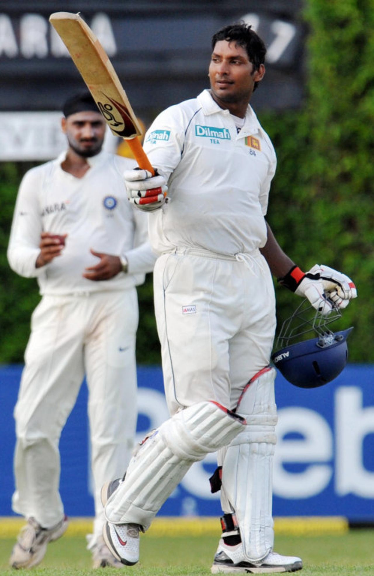 Kumar Sangakkara brings up his 17th Test hundred, Sri Lanka v India, 3rd Test, PSS, Colombo, 2nd day, August 9, 2008