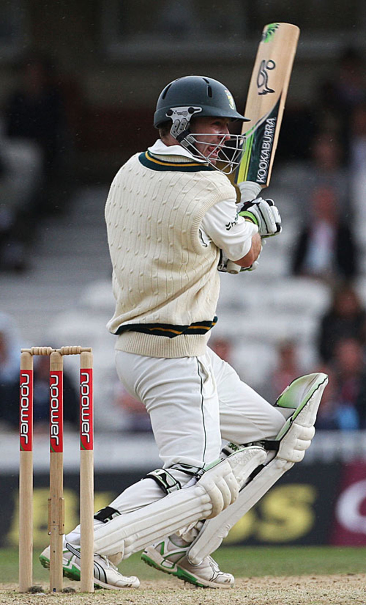 AB de Villiers pounds another cover-drive, England v South Africa, 4th Test, The Oval, August 10, 2008