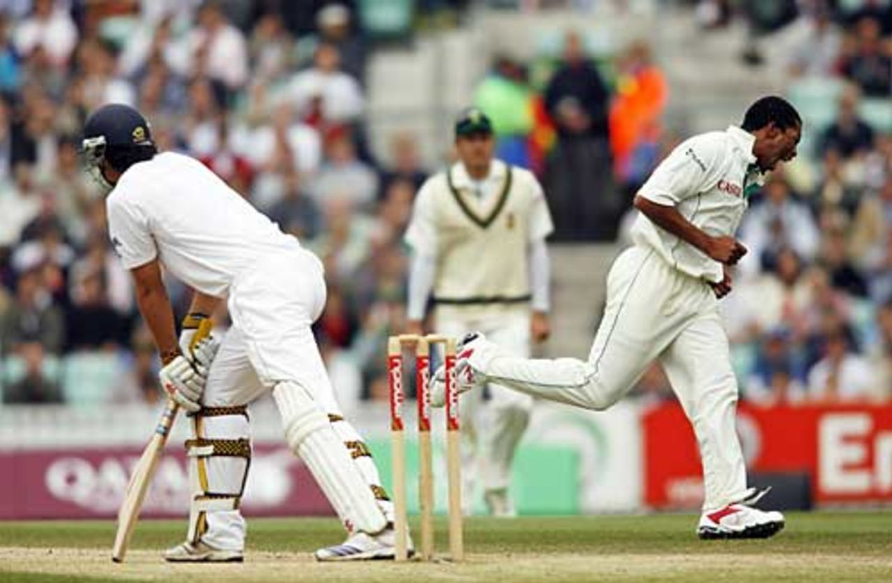 Makhaya Ntini has Alastair Cook caught in the slips, England v South Africa, 4th Test, The Oval, August 11, 2008