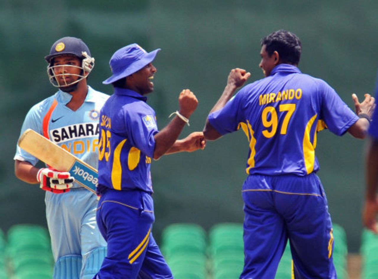Thilan Thushara gets rid of Rohit Sharma, Sri Lanka v India, 1st ODI, Dambulla, August 18, 2008 
