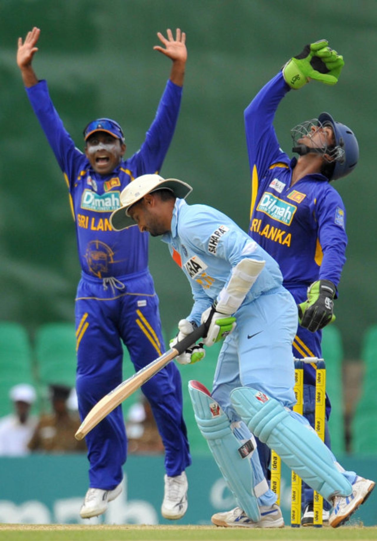 Harbhajan Singh is caught behind off Muttiah Muralitharan, Sri Lanka v India, 1st ODI, Dambulla, August 18, 2008 