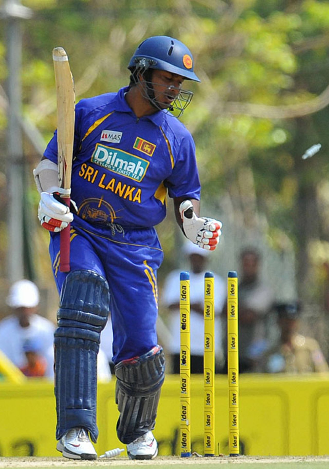 Zaheer Khan bowled Kumar Sangakkara for two, Sri Lanka v India, 2nd ODI, Dambulla, August 20, 2008