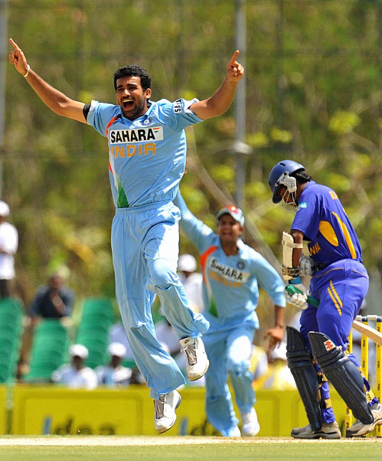 Zaheer Khan took 4 for 11 in his first spell, Sri Lanka v India, 2nd ODI, Dambulla, August 20, 2008