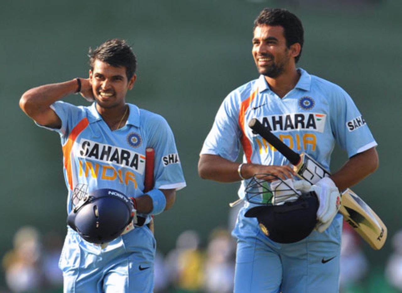 S Badrinath and Zaheer Khan took India past the finish line, Sri Lanka v India, 2nd ODI, Dambulla, August 20, 2008