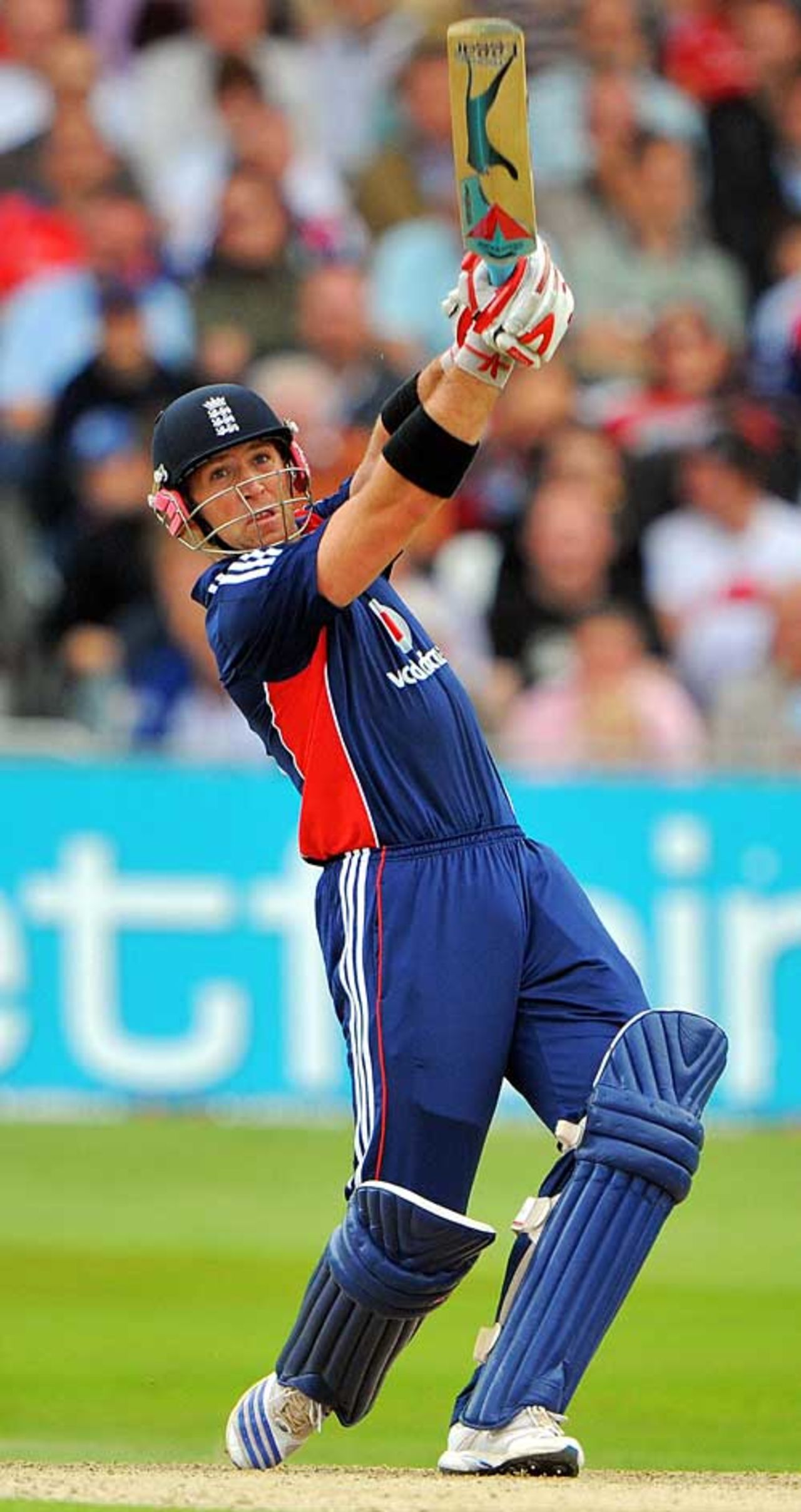 Matt Prior launches straight down the ground as England race to victory, England v South Africa, 2nd ODI, Trent Bridge, August 26, 2008