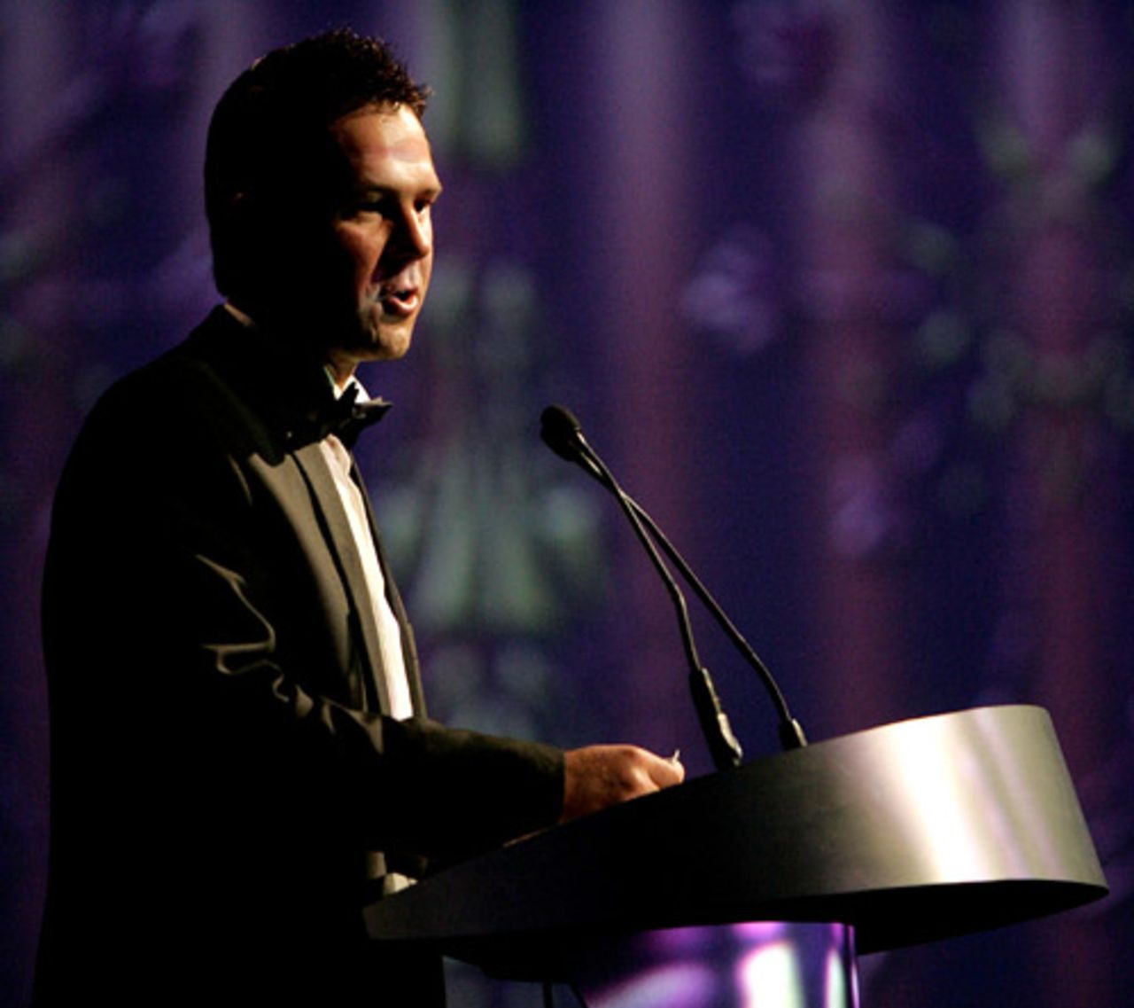 Ricky Ponting delivers the Bradman oration during the centenary dinner at The Westin Hotel, Sydney, August 27, 2008