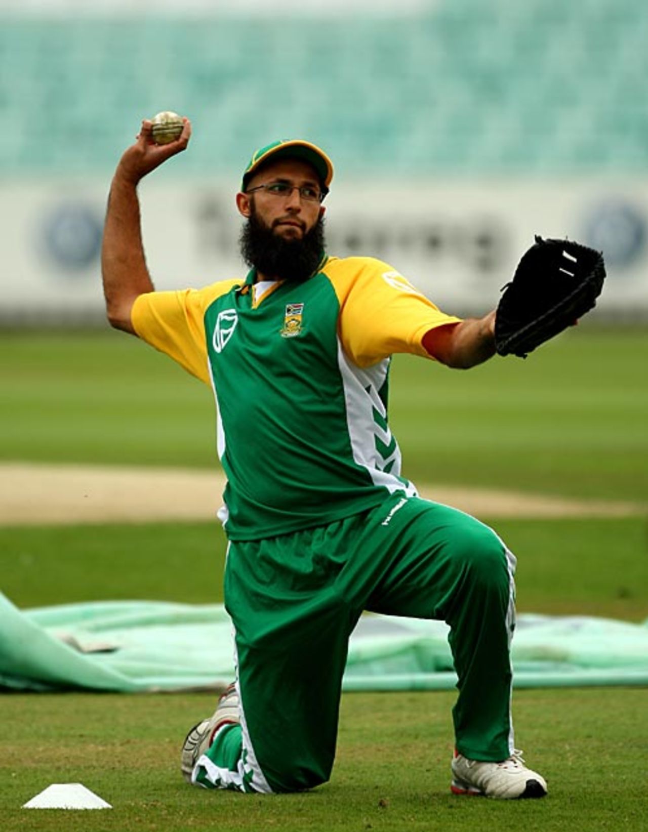 Hashim Amla takes aim at the stumps, The Oval, August 28, 2008