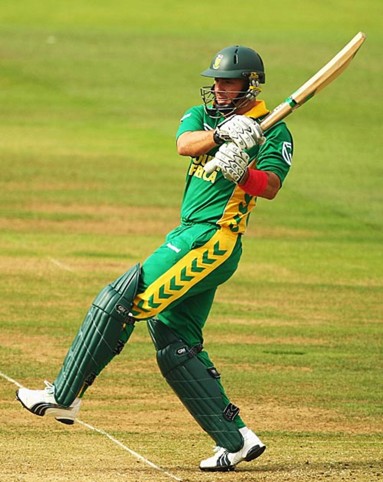 Herschelle Gibbs swivels onto another savage pull, England v South Africa, 4th ODI, Lord's, August 31, 2008