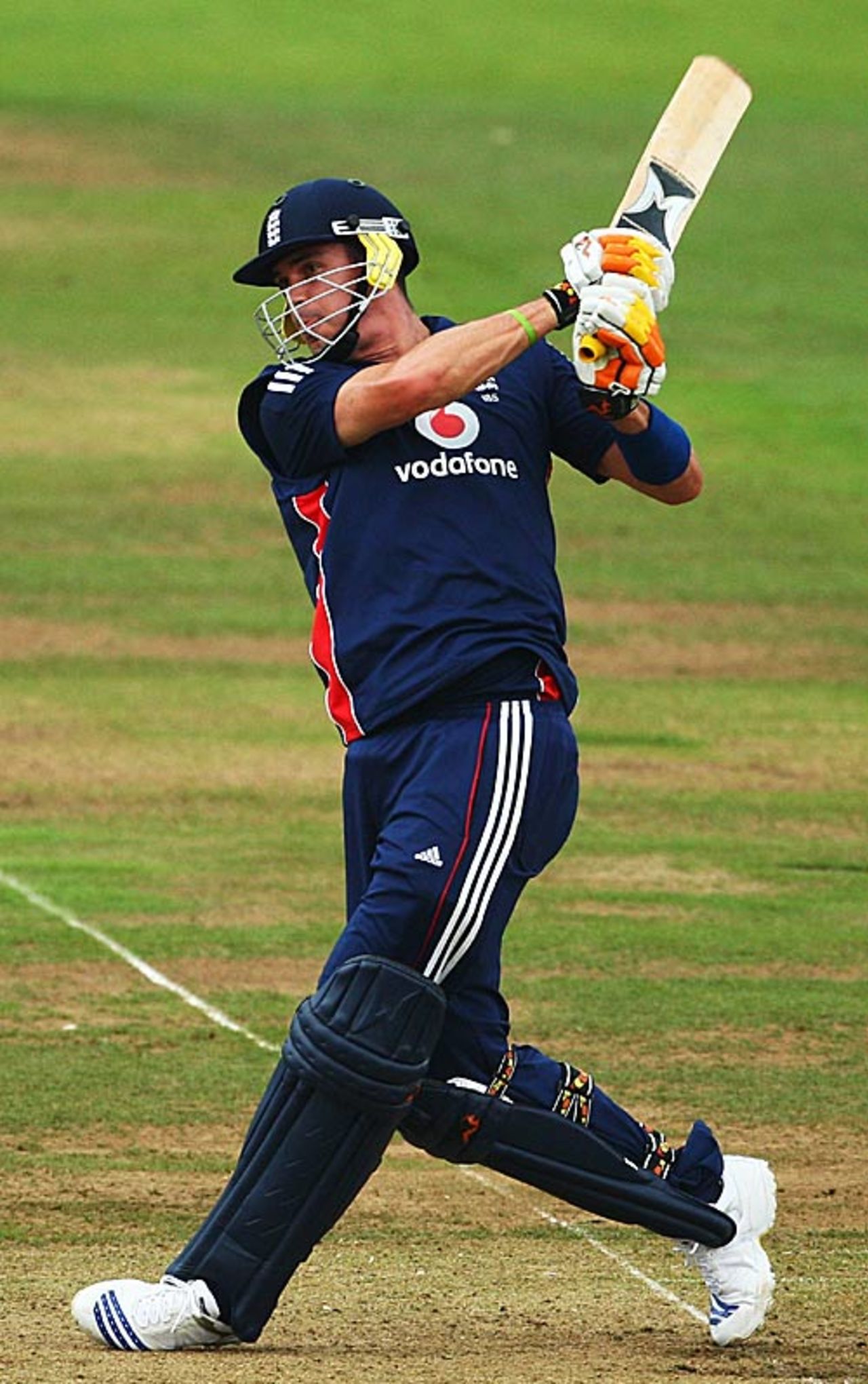 Kevin Pietersen heaves a pull through midwicket, England v South Africa, 4th ODI, Lord's, August 31, 2008