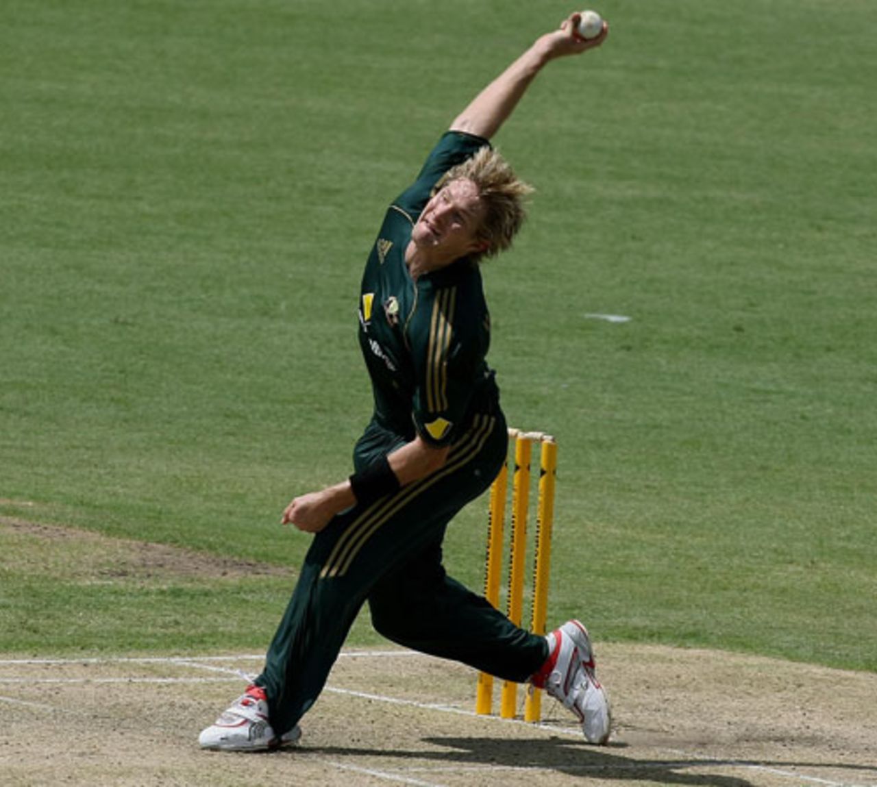 Shane Watson was back in action after missing the first ODI with a leg problem, Australia v Bangladesh, 2nd ODI, Darwin, September 3