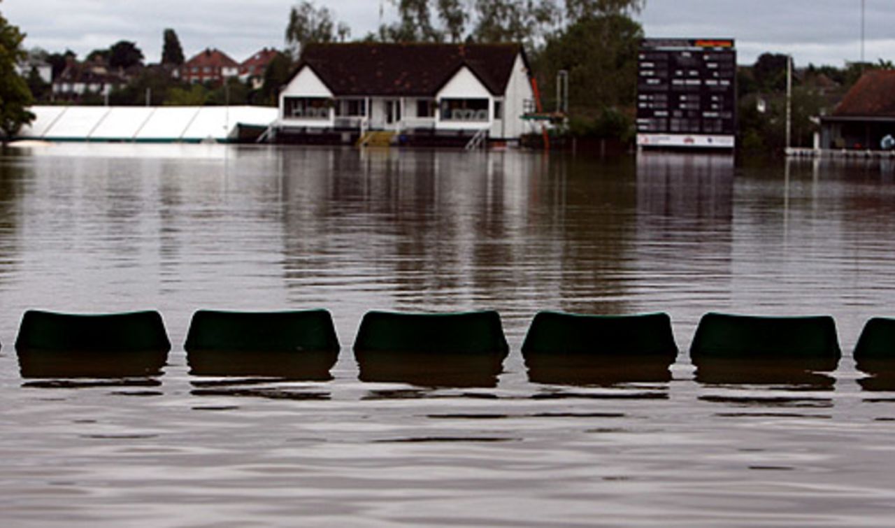 With New Road flooded, Worcestershire have been forced to push their matches to Kidderminster, September 7, 2008