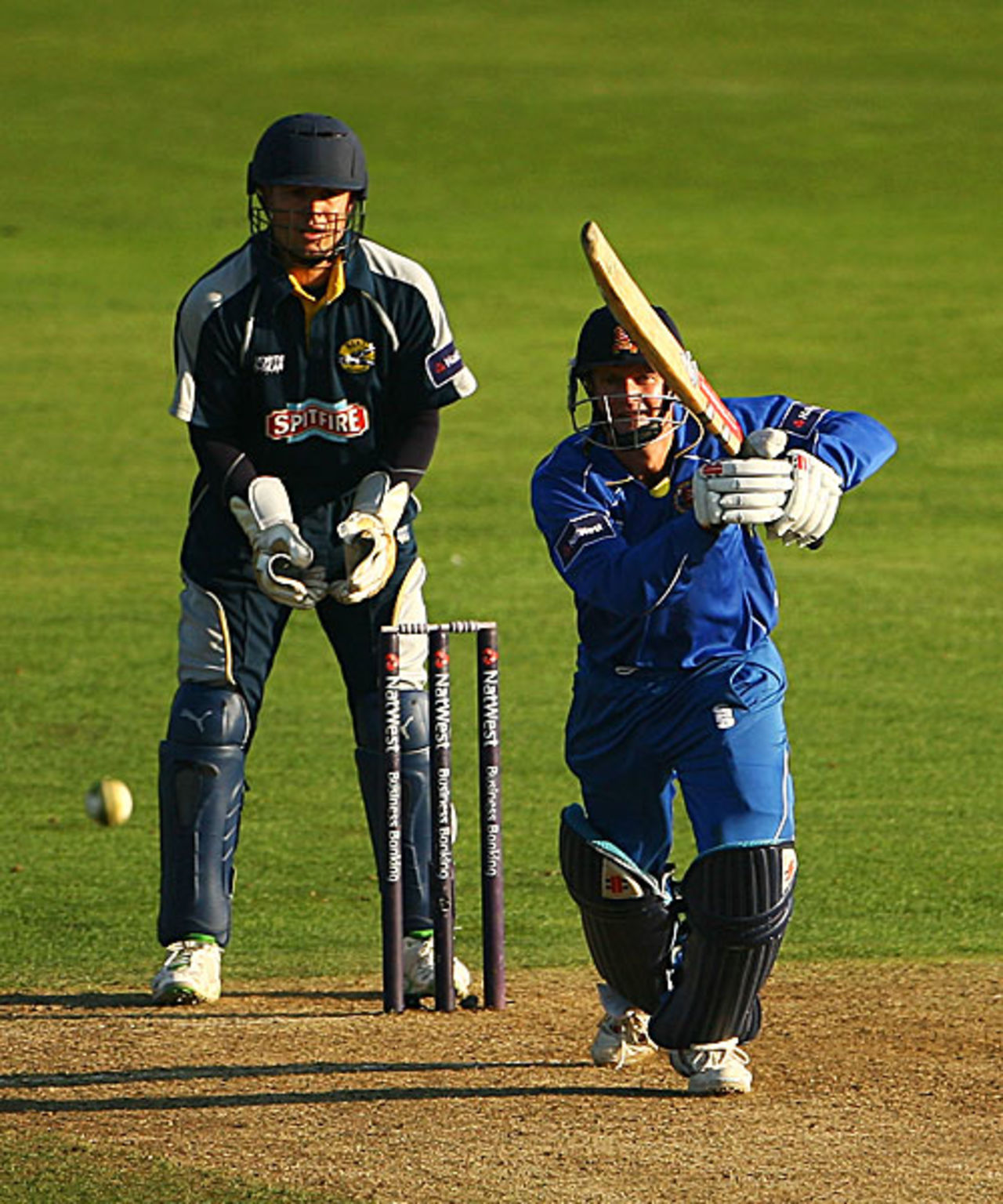 Grant Flower drives down the ground during his quickfire 68, Kent v Essex, Pro40, Canterbury, September 13, 2008
