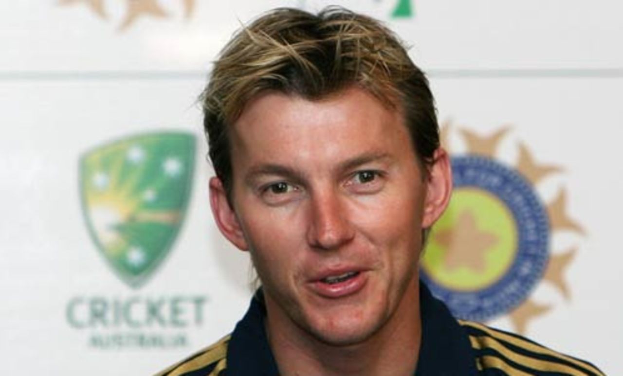 Brett Lee answers questions on Australia's second day in India, Jaipur, September 23, 2008