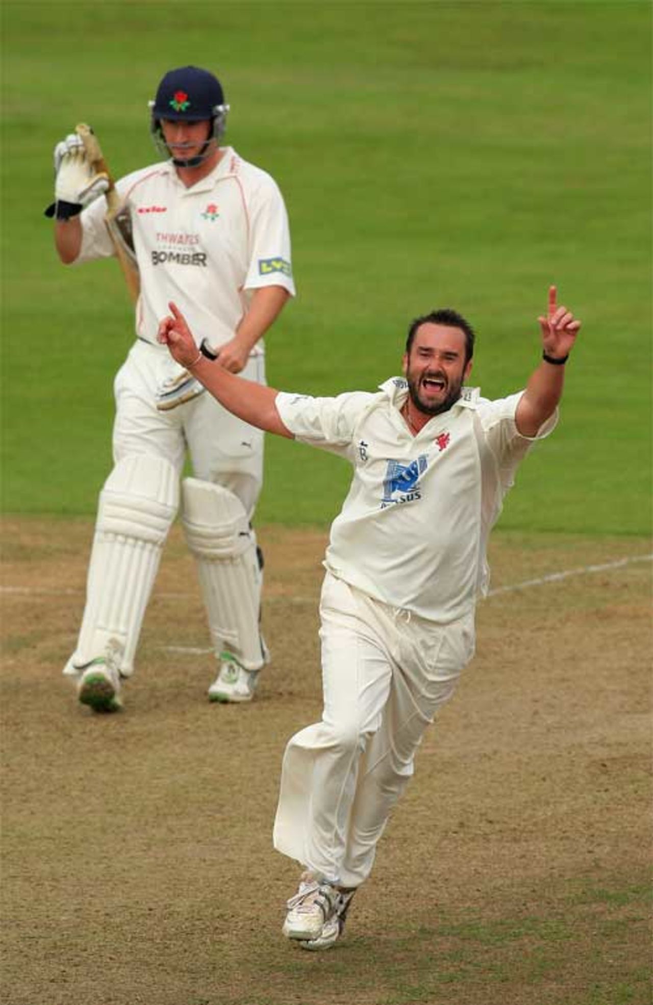 Steffan Jones celebrates bowling Steven Croft, Somerset v Lancashire, Taunton, September 25, 2008