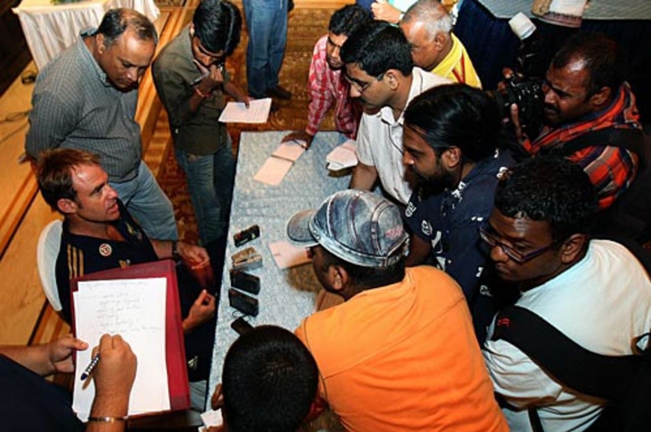 Matthew Hayden is surrounded by reporters, Hyderabad, September 30, 2008