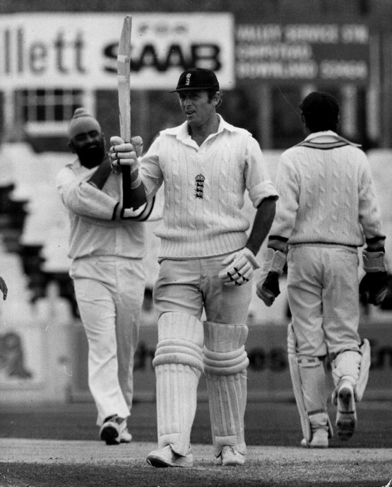 Geoffrey Boycott takes in the applause for his century, England v India, 4th Test, Old Trafford, 4th day, September 3, 1979