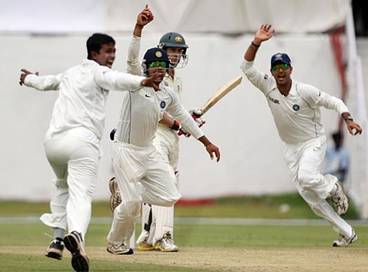 Pragyan Ojha had Simon Katich caught at bat pad, Board President's XI v Australians, Hyderabad, 2nd day, October 3, 2008