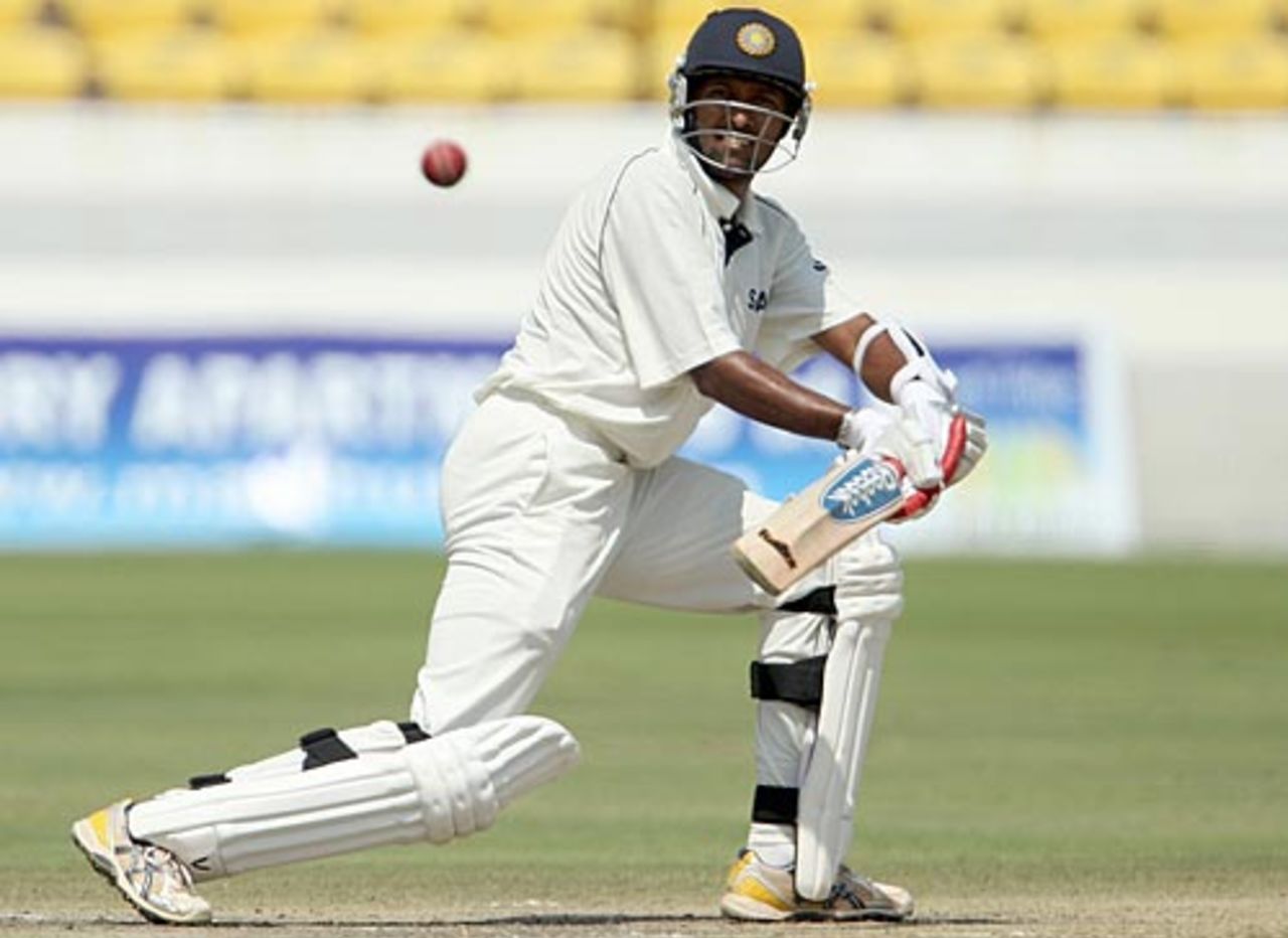 Wasim Jaffer reverse-sweeps, Board President's XI v Australians, Hyderabad, 4th day, October 5, 2008