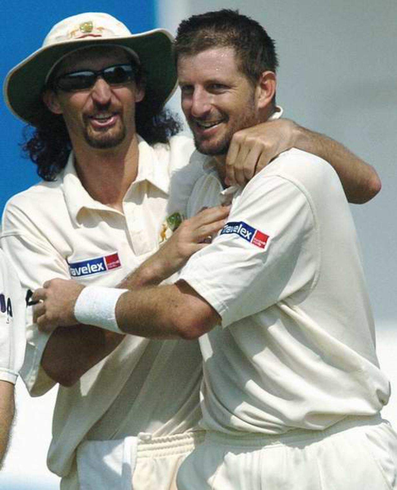Jason Gillespie and Michael Kasprowicz celebrate a wicket, India v Australia, third Test, Nagpur