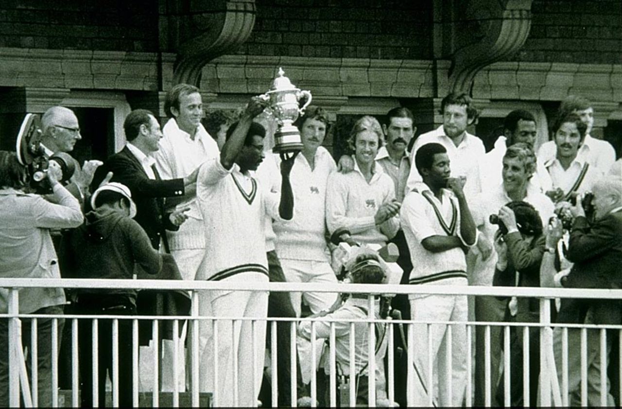 Clive Lloyd holds aloft the 1979 World Cup, June 23, 1979