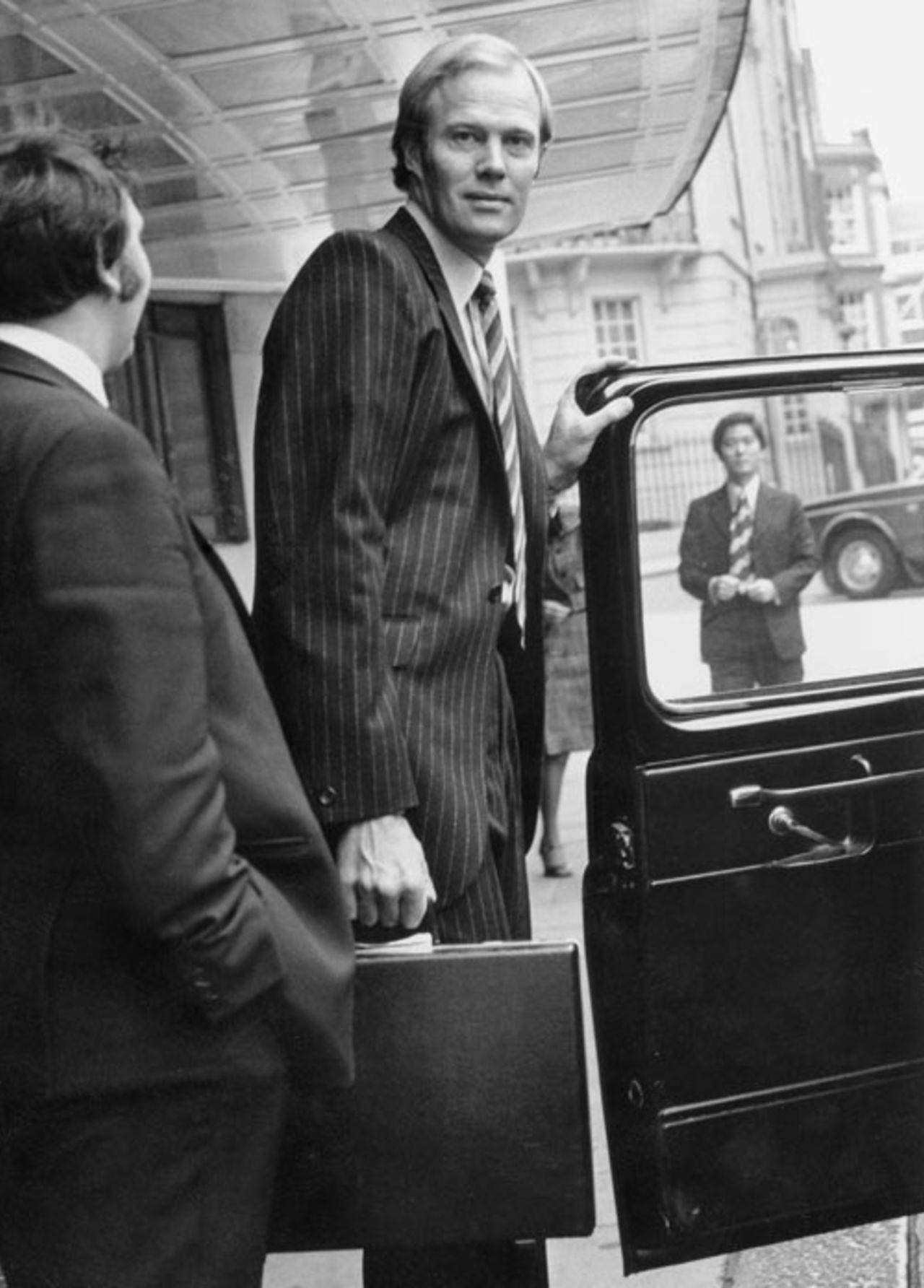Tony Greig leaves the Dorchester Hotel, London, October 3, 1977