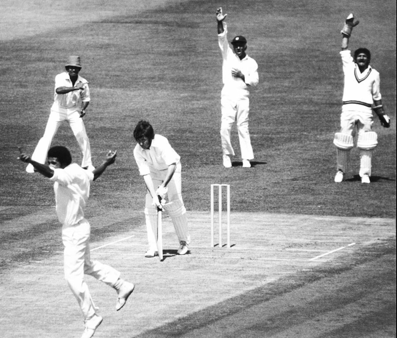Bernard Julien traps John Morrison lbw, New Zealand v West Indies, World Cup, The Oval, June 18, 1975