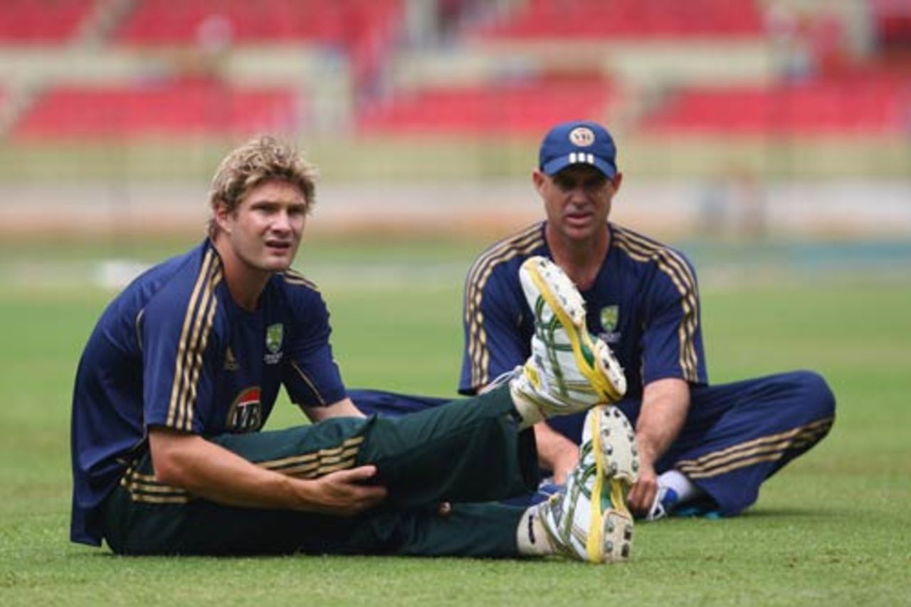 Shane Watson and Matthew Hayden warm up at Australia's training session, Bangalore, October 7, 2008
