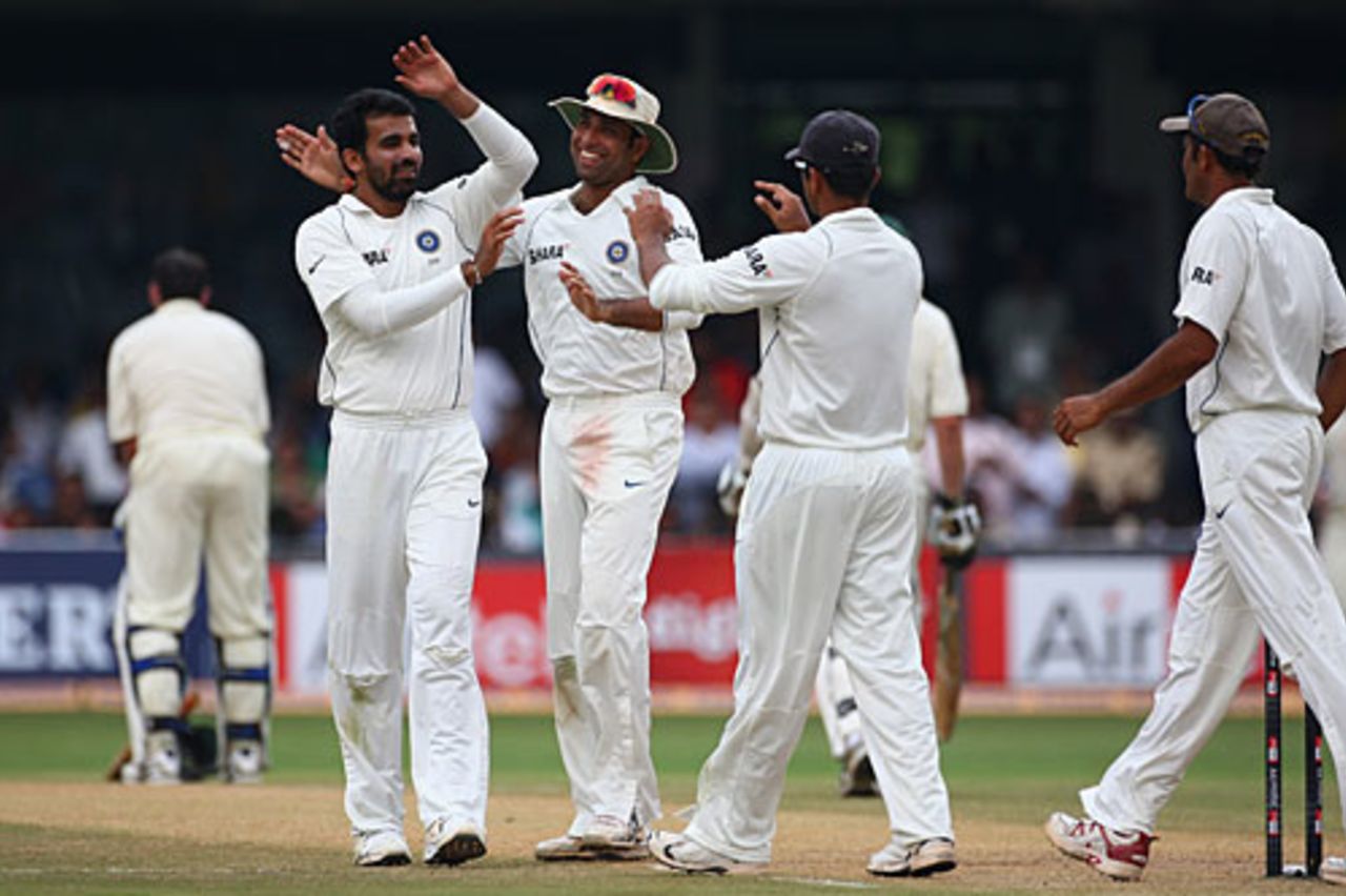Zaheer Khan celebrates a wicket, India v Australia, 1st Test, Bangalore, 2nd day, October 10, 2008