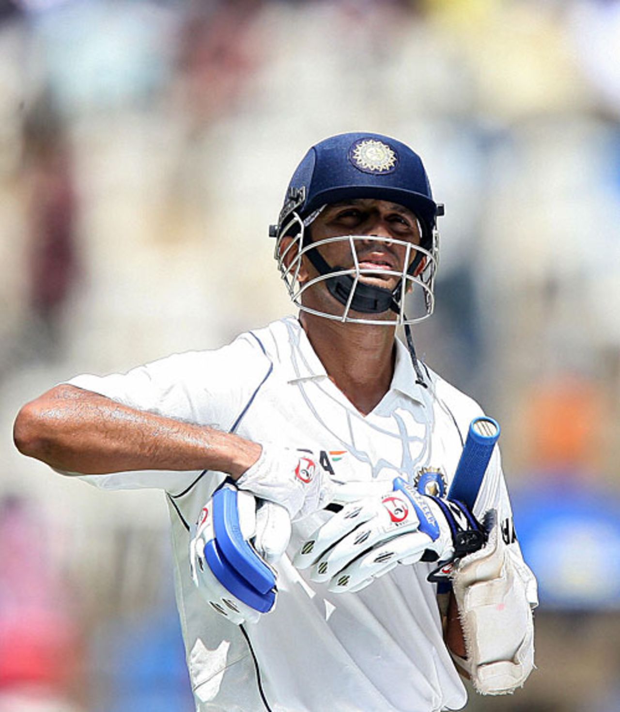 Rahul Dravid walks back after being given out lbw, India v Australia, 1st Test, Bangalore, 3rd day, October 11, 2008