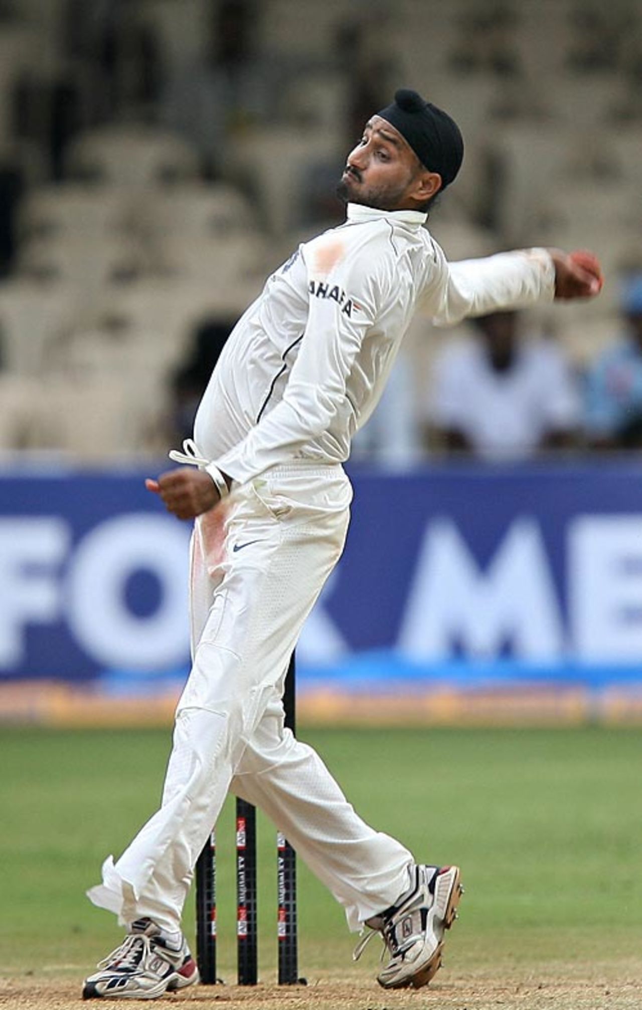 Harbhajan Singh in action, India v Australia, 1st Test, Bangalore, 4th day, October 12, 2008