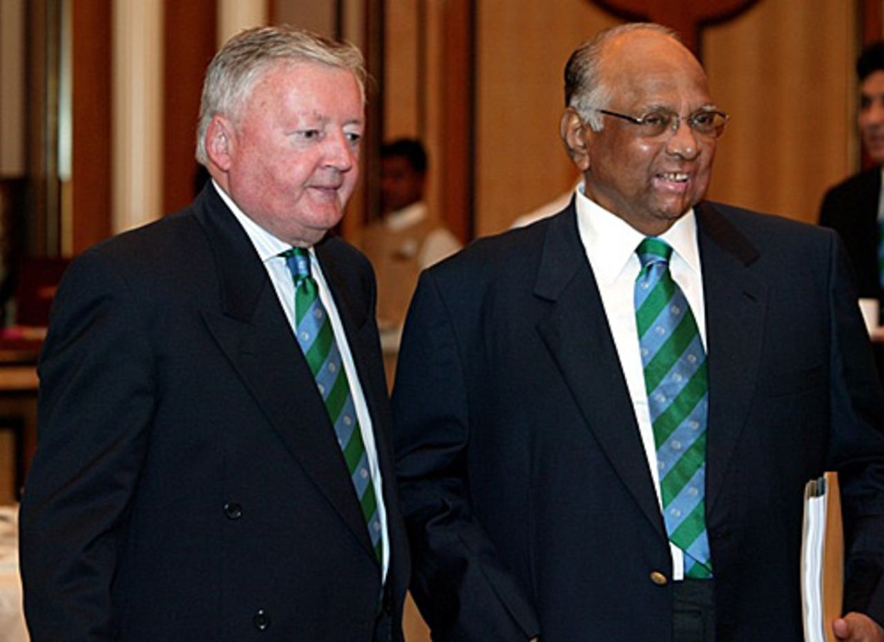 David Morgan and Sharad Pawar at the ICC's board meeting, Dubai, October 14, 2007