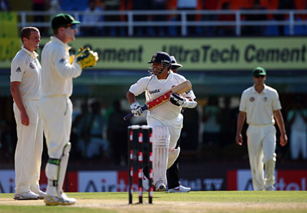 Sachin Tendulkar takes a run, India v Australia, 2nd Test, Mohali, 1st day, October 17, 2008