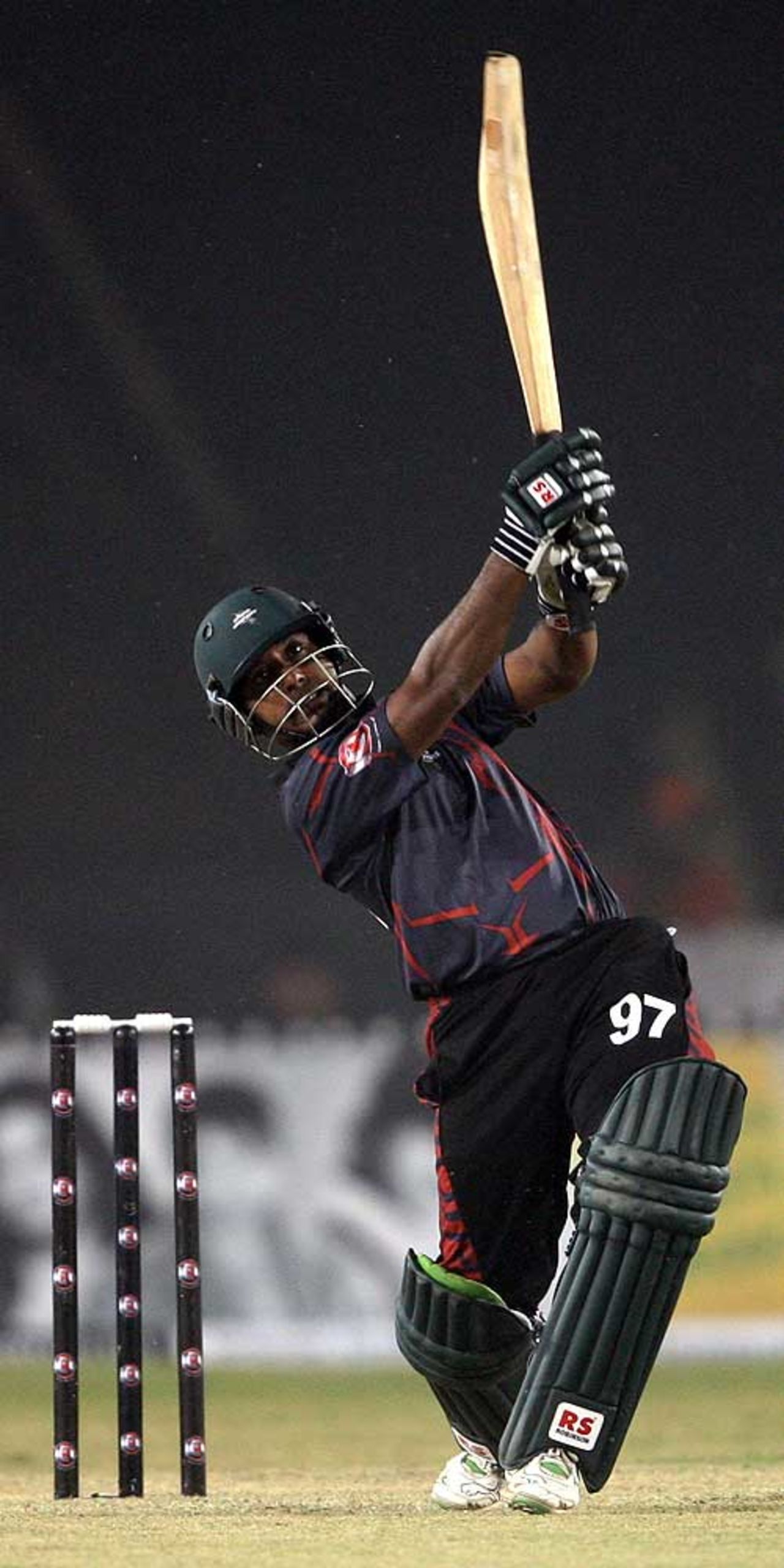 Aftab Ahmed slams one of three sixes against Bengal, Dhaka Warriors v Royal Bengal Tigers, 18th match, ICL, Gurgaon, October 25, 2006