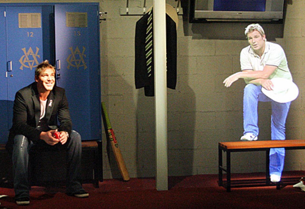 Shane Warne meets...himself, a hologram unveiled of the former legspinner, Melbourne, October 26, 2008