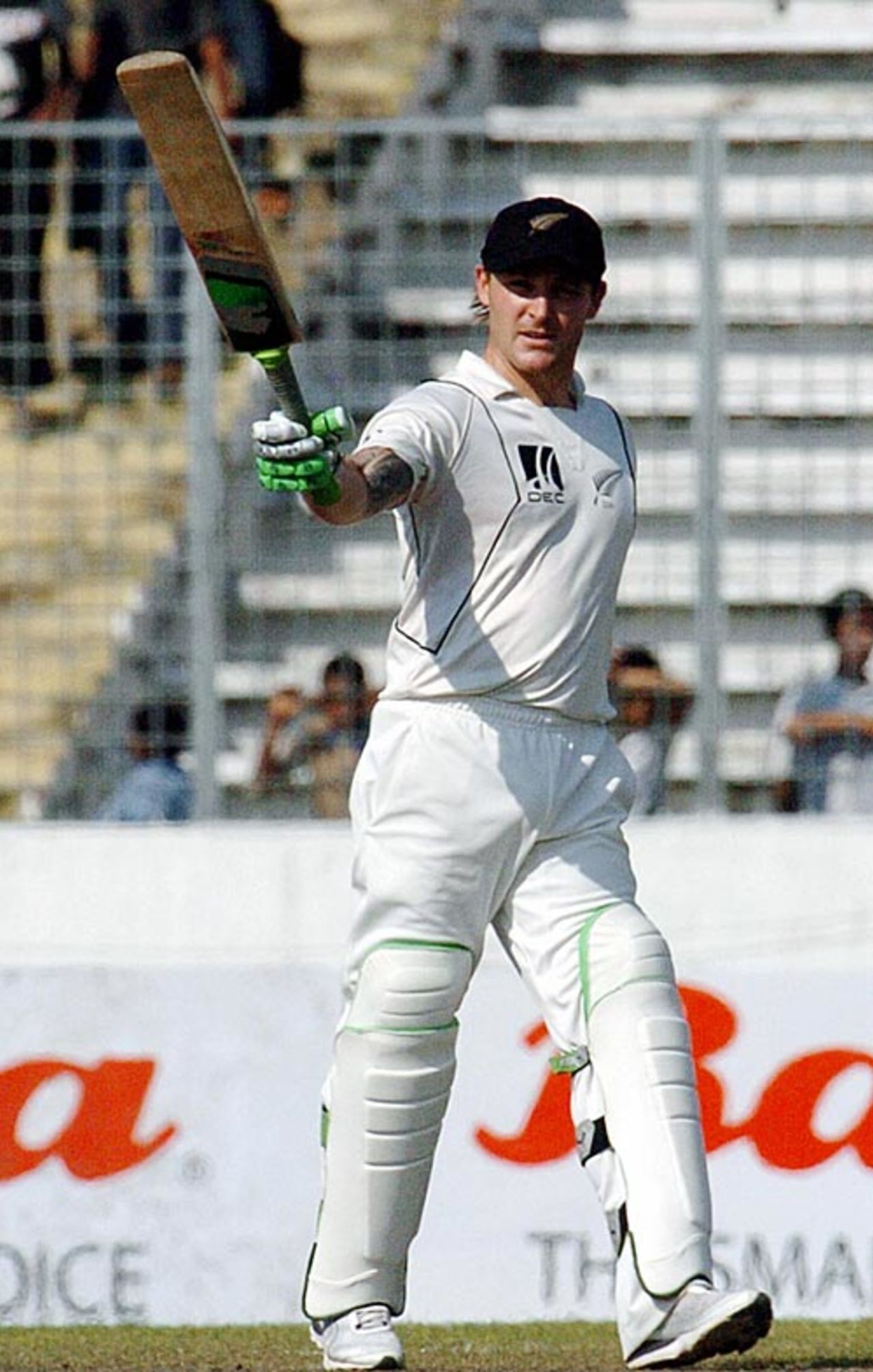Brendon McCullum brings up his half-century, Bangladesh v New Zealand, 2nd Test, 4th day, Mirpur, October 28, 2008
