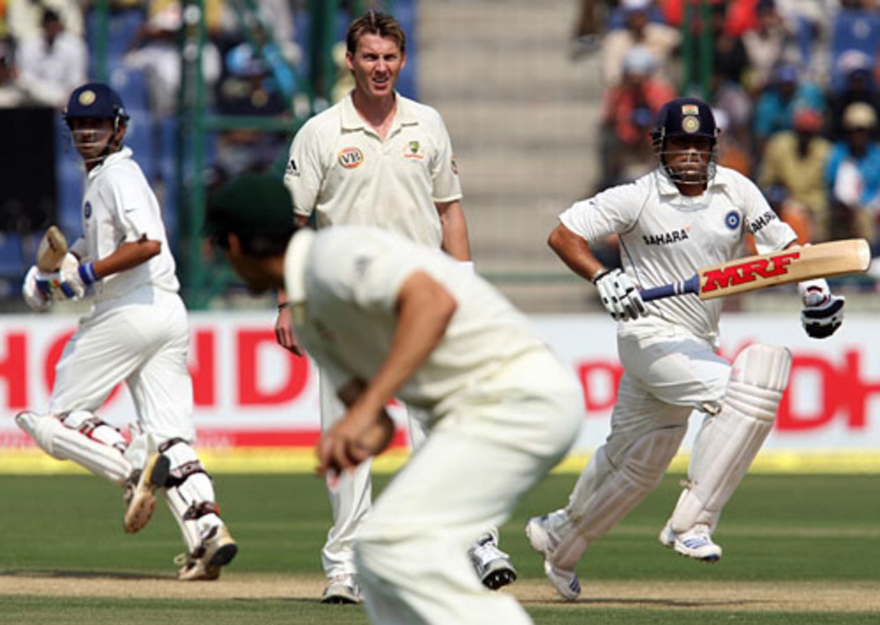 Gautam Gambhir and Sachin Tendulkar scramble a single as Brett Lee looks on, India v Australia, 3rd Test, Delhi, 1st day, October 29, 2008