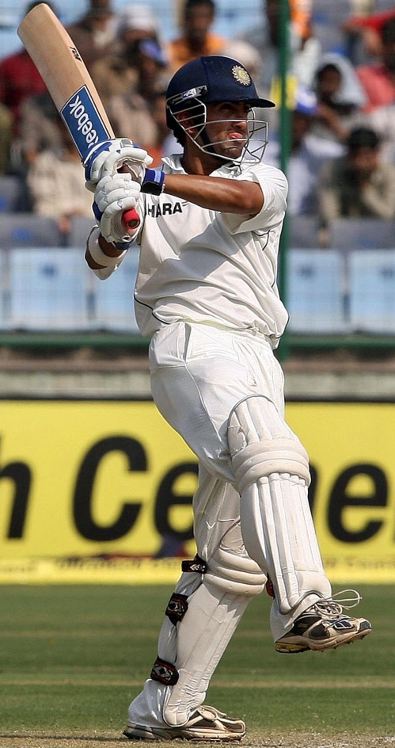 Gautam Gambhir pulls over mid-on, India v Australia, 3rd Test, Delhi, 2nd day, October 30, 2008