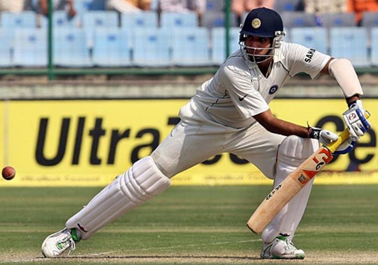 VVS Laxman opens the face to play the ball behind point, India v Australia, 3rd Test, Delhi, 2nd day, October 30, 2008