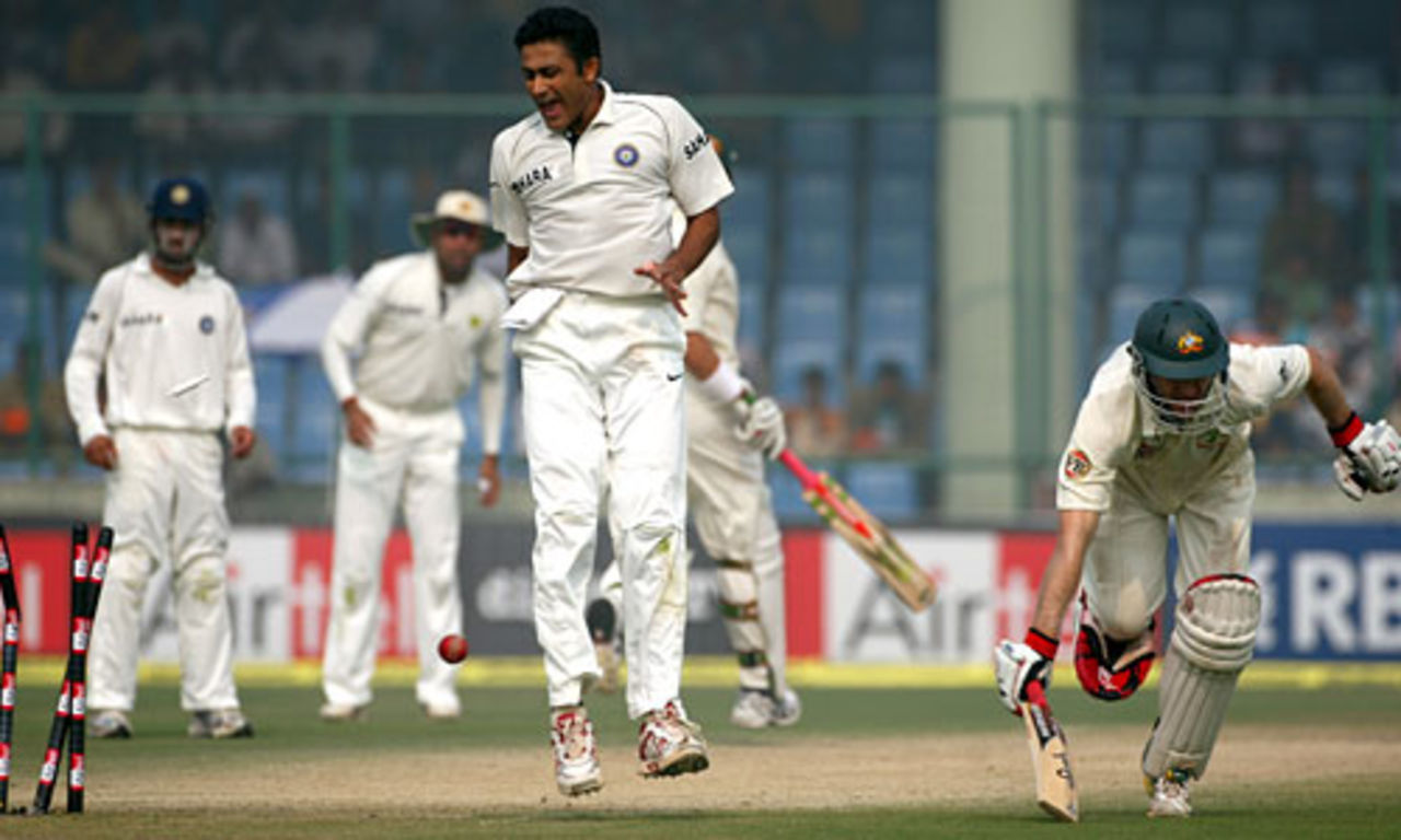 Anil Kumble appeals for a run-out but Simon Katich is well in, India v Australia, 3rd Test, Delhi, 3rd day, October 31, 2008