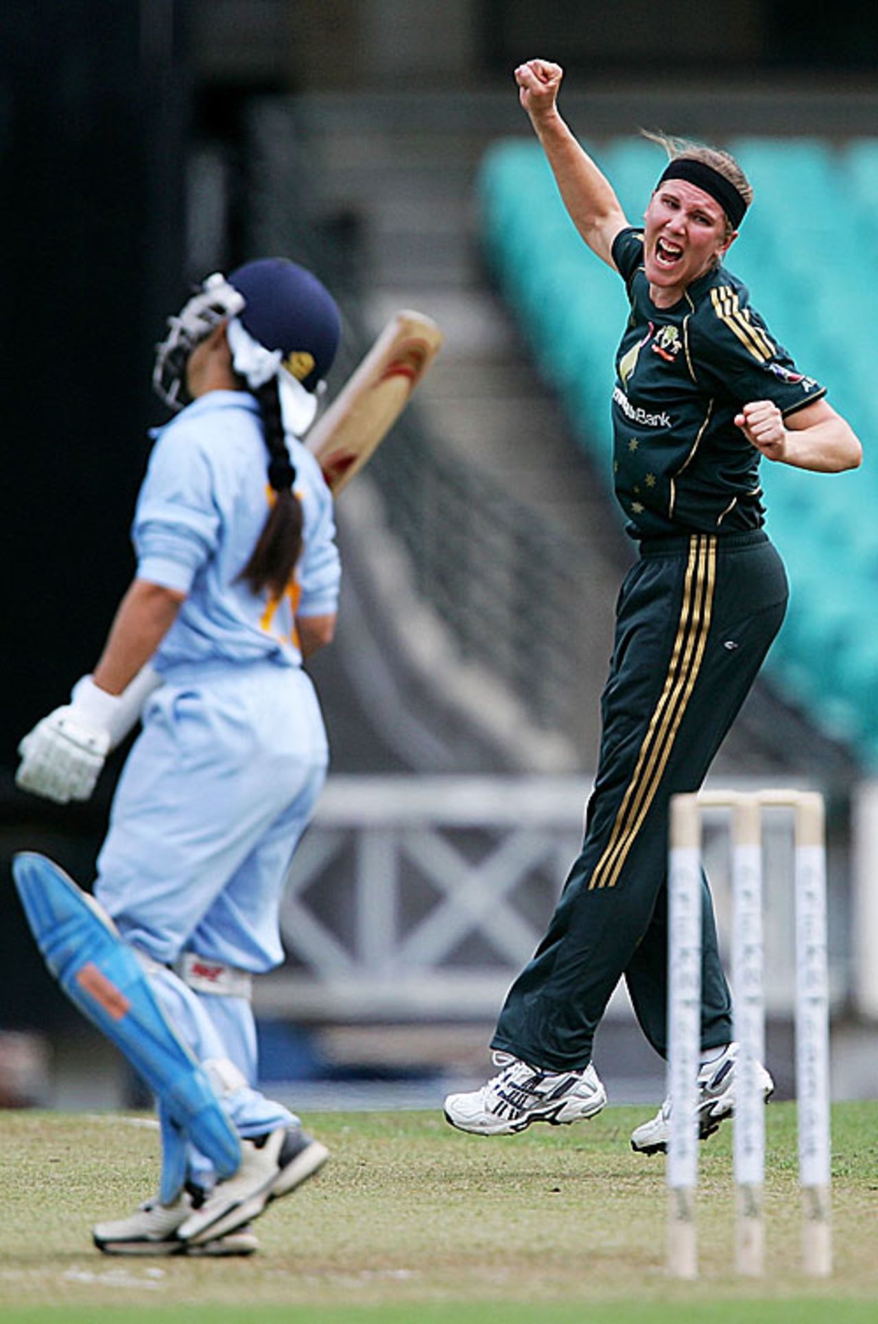 Emma Sampson punches the air after getting rid of Sulakshana Naik, Australia Women v India Women, 2nd ODI, SCG, November 1, 2008
