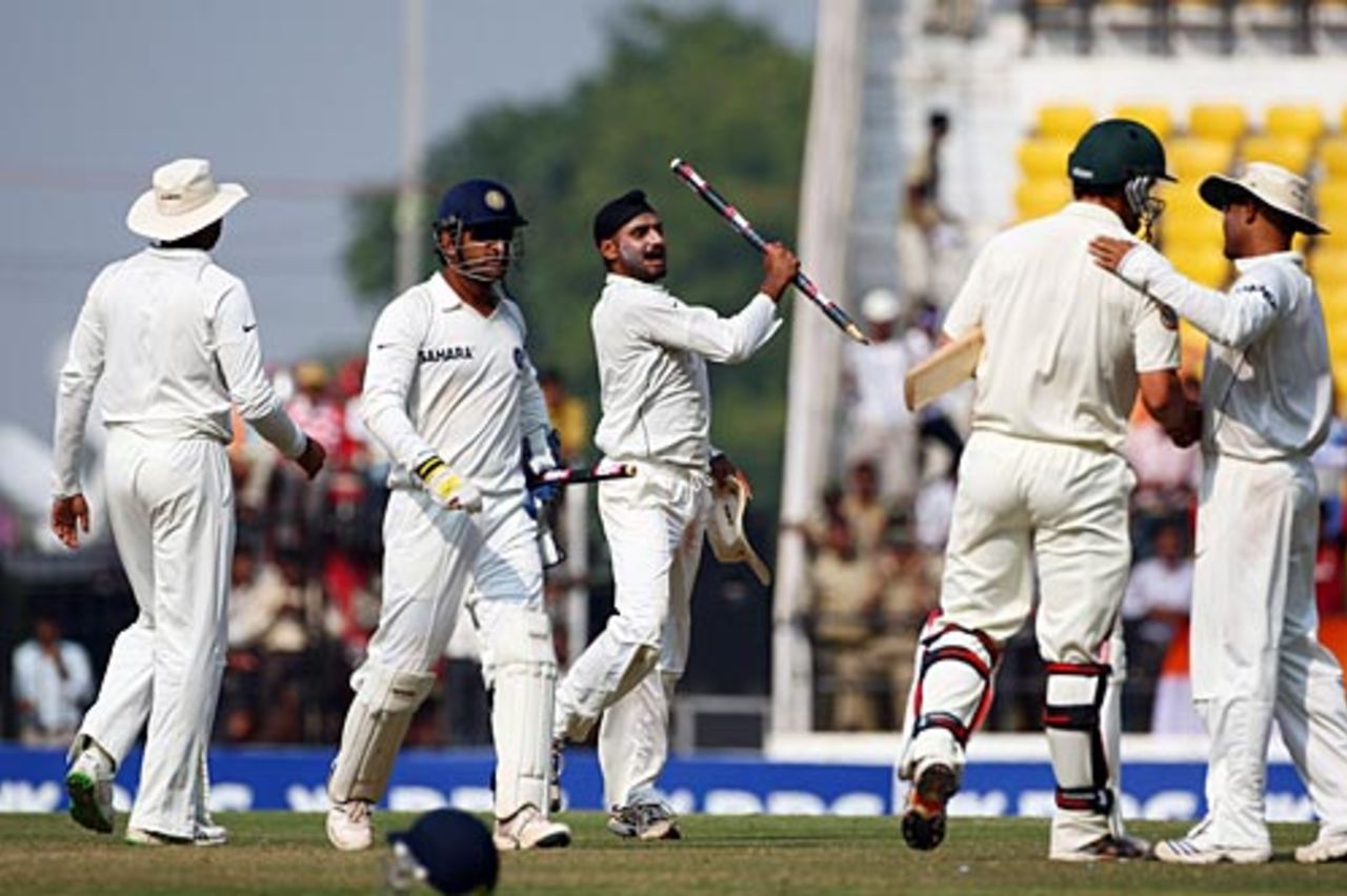 Harbhajan Singh leads the celebrations on the field, India v Australia, 4th Test, Nagpur, 5th day, November 10, 2008